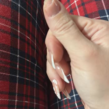 Nihal Nail Ataköy (Nail Art Studio) Kalitesiz Hizmet Ve Müşteri Memnuniyetsizliği Yaşatan İşletme