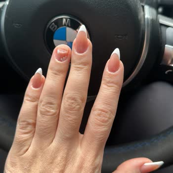 Nihal Nail Ataköy (Nail Art Studio) Kalitesiz Hizmet Ve Müşteri Memnuniyetsizliği Yaşatan İşletme