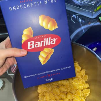 Barilla Makarnadan Çıkan Böcekler