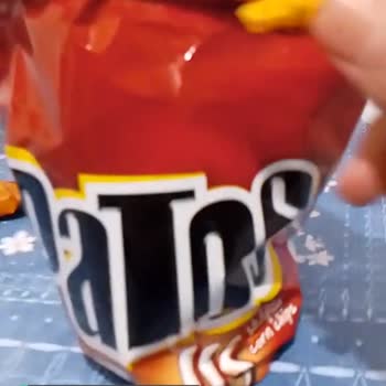 Patos Cips İçinden Çıkanlar