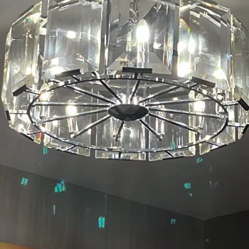 Mvoice Mobilya Aldığım Avize Yere Düştü