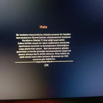 Valorant Kafasına Göre Engel Attı