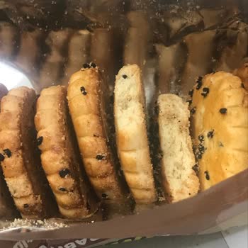 Ülker Yarım Çıkan Hanımeller Tuzlu Kurabiye