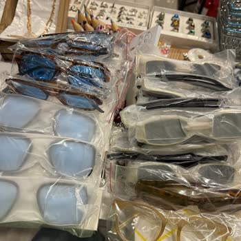 Modalucci 22 Tane Gözlüğümü Göndermedi.