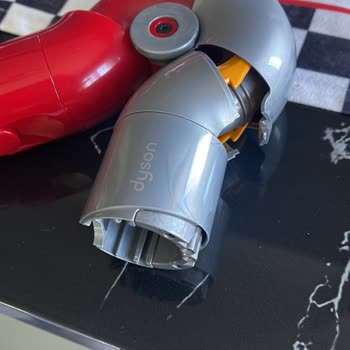 Dyson Süpürge Şikayetim Var.