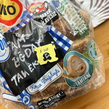 Uno Ekmek Senelik Küf Zamanı