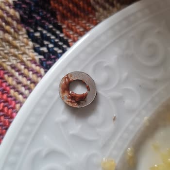 Nutella'nın İçinden Metal Parçası Çıktı!