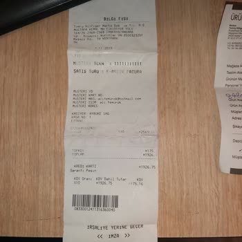 Tommy Hilfiger Değişim Yapmıyor 2 Kez Kullandım Gömlek Kalitesiz