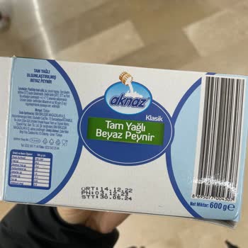 Aknaz Beyaz Peynir Küflenmiş