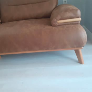 Ek