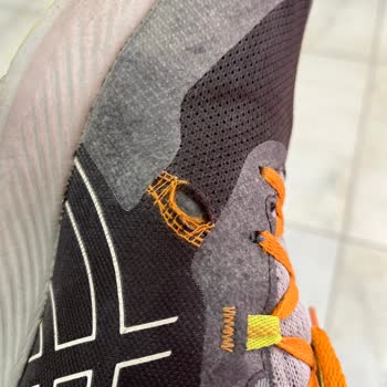 Asics Ayakkabı 3 Ayda Açıldı Mağdurum