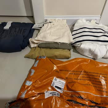 Pull and Bear Şüpheli Ambalaj Ve Eksik Ürün Teslimi Hk.