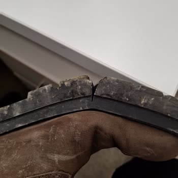 İnci Ayakkabı Tabanları 2 Ayda Yarıldı