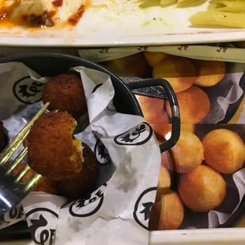 Bursa Sur Yapı Tavuk Dünyası Yanık Ve Sossuz Ürünler