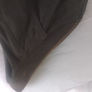 İGS Mağazacılık İGS'NİN Montu Çöpe