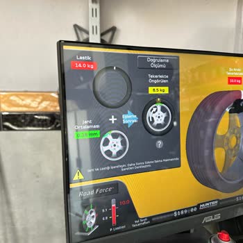 Дефект в шинах Pirelli, сделанных для Tesla