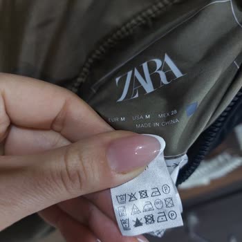 Zara Bayan Uzun Şişme Yelek Bozulma