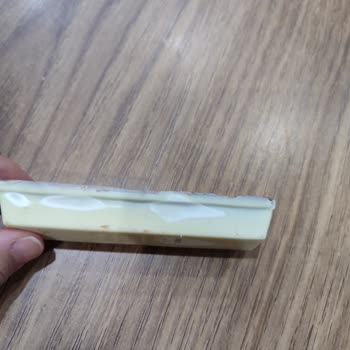 Ülker Tatsız Ve Görselinde Bozulmuş Çikolata