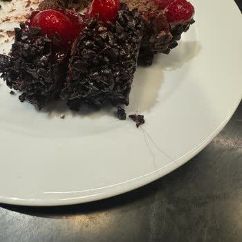 Gloria Jean's Coffee'de Pastadan Saç Çıkması