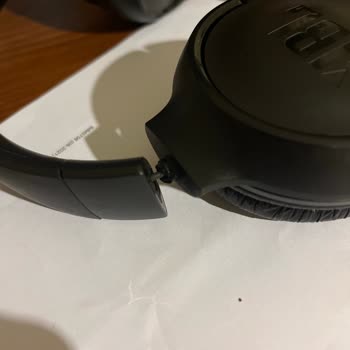 JBL Tune 510 Bt Kulaklık Bağlantısında Kırık