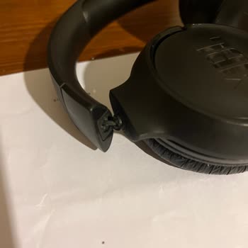 JBL Tune 510 Bt Kulaklık Bağlantısında Kırık