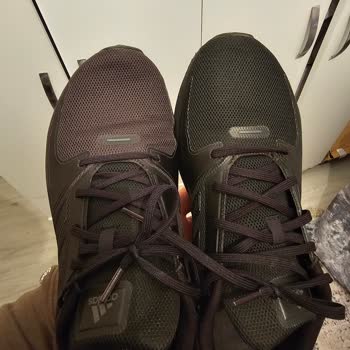 Adidas Ayakkabımın Renginin Değişmesi