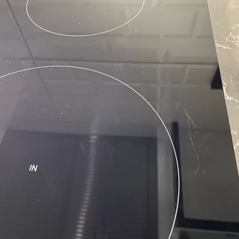 20 Günlük Kullanımda Siemens İndüksiyonlu Ocak Yüzey Çizilmesi