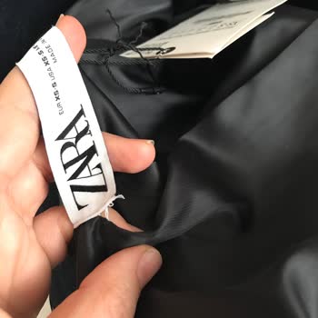 Zara Aldığım Kabanın Pişmanlığını Yaşıyorum Şu An