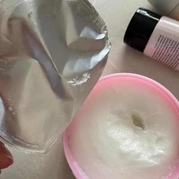 Victoria's Secret Peeling Kullanılmış Olarak Geldi