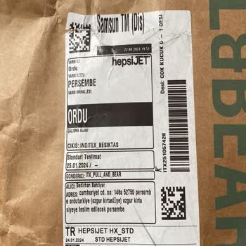 Pull & Bear Defolu Giyilmiş Ürün