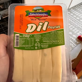 Tahsildaroğlu Paketi Açılmadan Küflenen Dil Peyniri