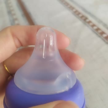 Lansinoh F Akış Ucu Çatlaması