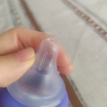 Lansinoh F Akış Ucu Çatlaması