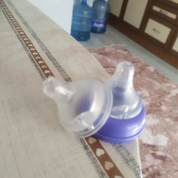 Lansinoh F Akış Ucu Çatlaması