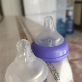 Lansinoh F Akış Ucu Çatlaması