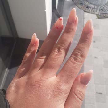 Selin Beauty Center Güzellik Merkezi Yapılamayan Protez Tırnak