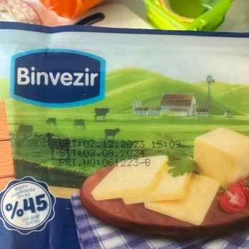 BİM Binvezir Kaşardan Kıl Ve Tahta Parçası Çıktı