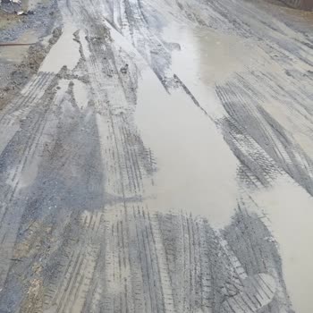 Arnavutköy Belediyesi Yol Yardım Çalışması