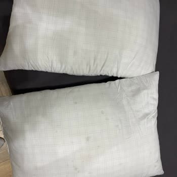 Yataş Küflü Yastık Gönderdi