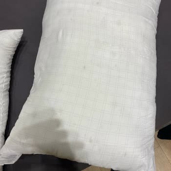 Yataş Küflü Yastık Gönderdi