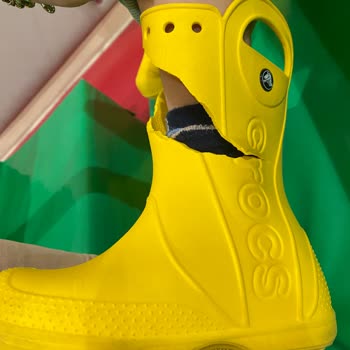 Crocs порвались резиновые сапоги после второго использования