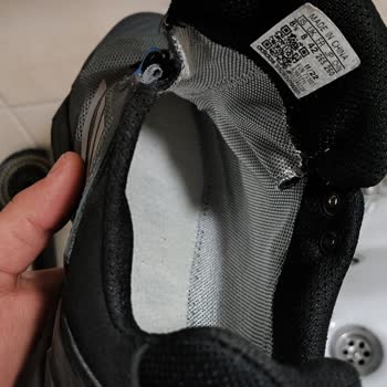 Adidas Goretex Su Alıyor