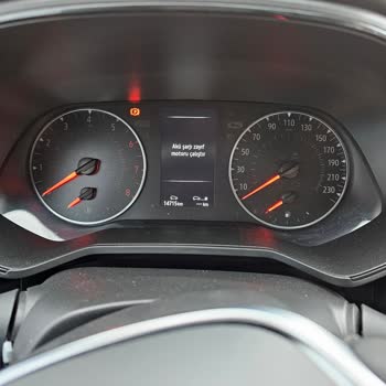 Renault Clio 5 Akü Şarjı Uyarısı