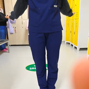 Arya Medikal Üniforma Kalitesizliği