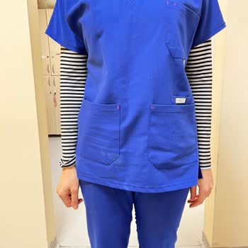 Arya Medikal Üniforma Kalitesizliği