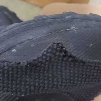 SPX Kısa Sürede Yırtılan Ayakkabı Hüsranı!