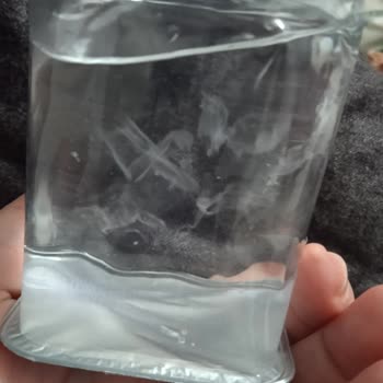 Ege Life Su Ambalajlı Suda Yüzen Madde Şikayeti