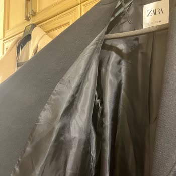 Zara Kullanılmış Etiketsiz Ürün Gönderdi