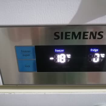 Siemens Müşteri Hizmetleri Garantili Olan Ekran Kartımı Değiştirmiyor
