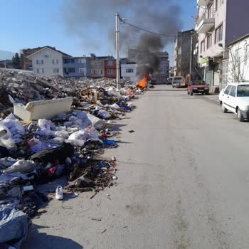 Bursa Büyükşehir Belediyesi Yıkılan Evlerin Çöplüğü